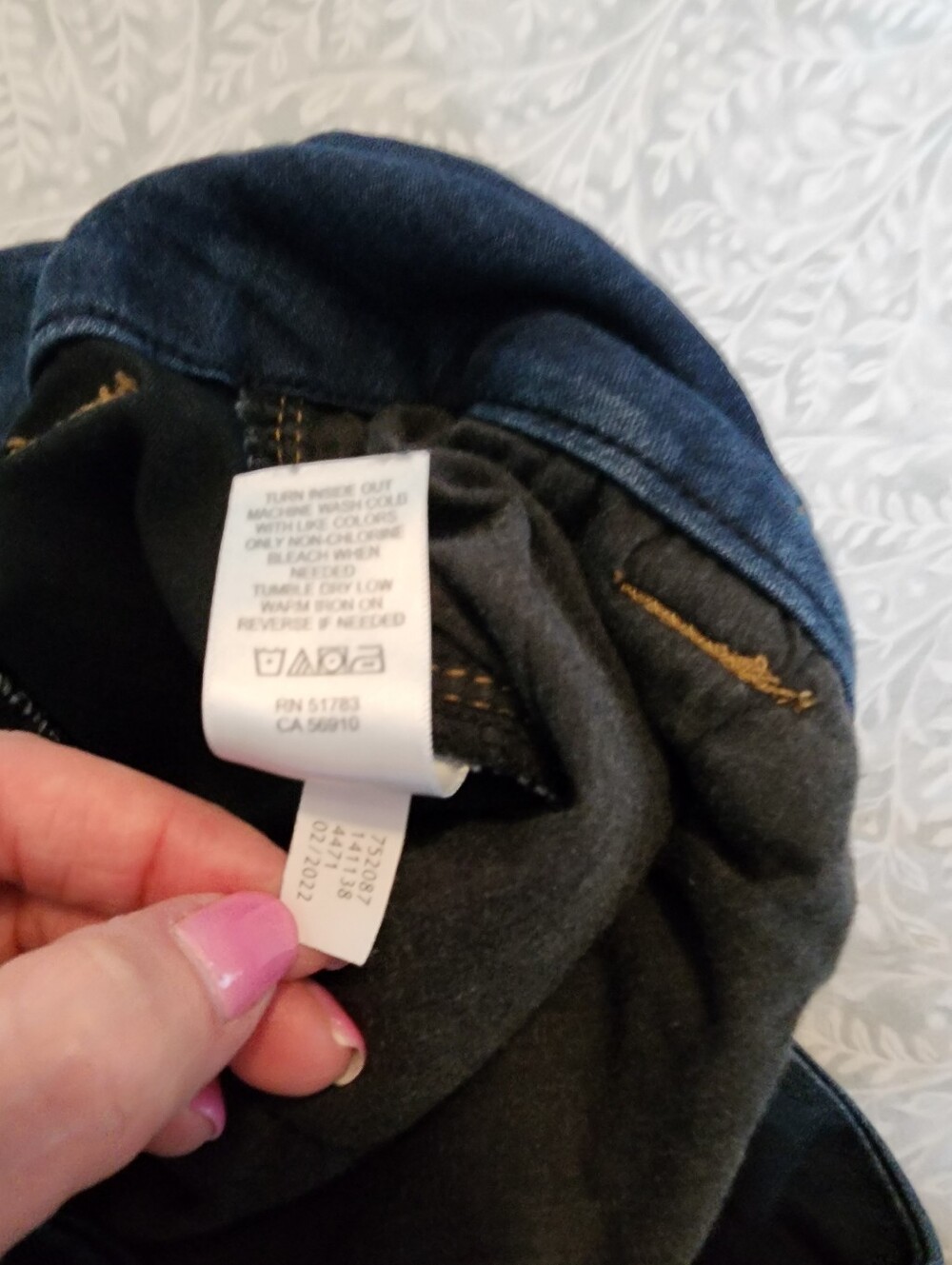 Plus Size M Jeans by Maurices High Rise Rolled Hem Cropped Jean, 18W - Picture 11 of 11